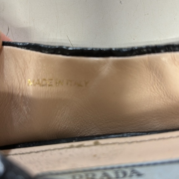 EUC PRADA logo cap toe black leather ballet flat shoes 39 - Picture 5 of 9